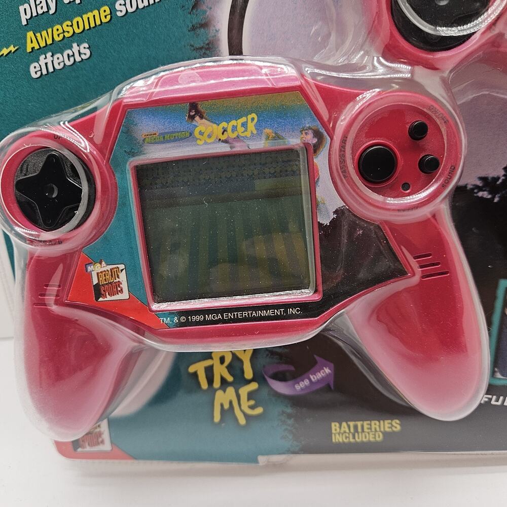 Vintage NOS Sealed Virtual Face-Off Soccer Handheld Video Game MGA 1999 - Picture 4 of 6